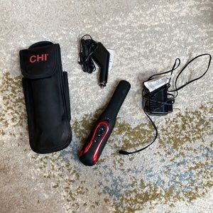 CHI Escape ceramic travel flat iron.